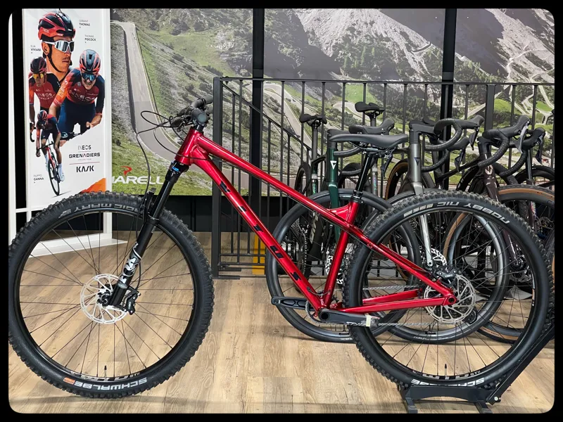 VITUS Sentier 290  Mountain Bike Medium SMP Octane Red 2023-1