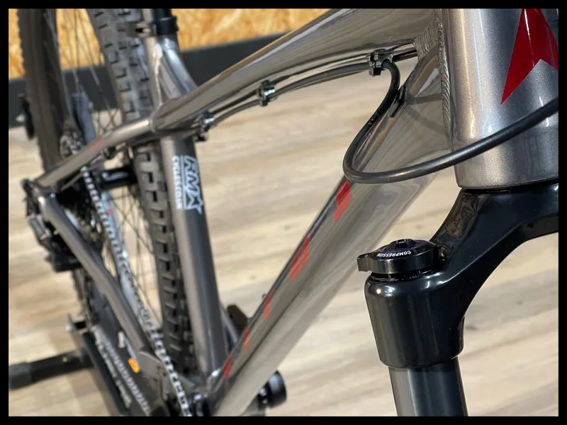 VITUS Sentier 290 Mountain Bike Medium SMP Space Silver 2023-2
