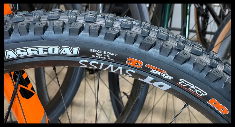 NUKEPROOF MEGA 297 CARBON Factory Petrol Green 2024-9