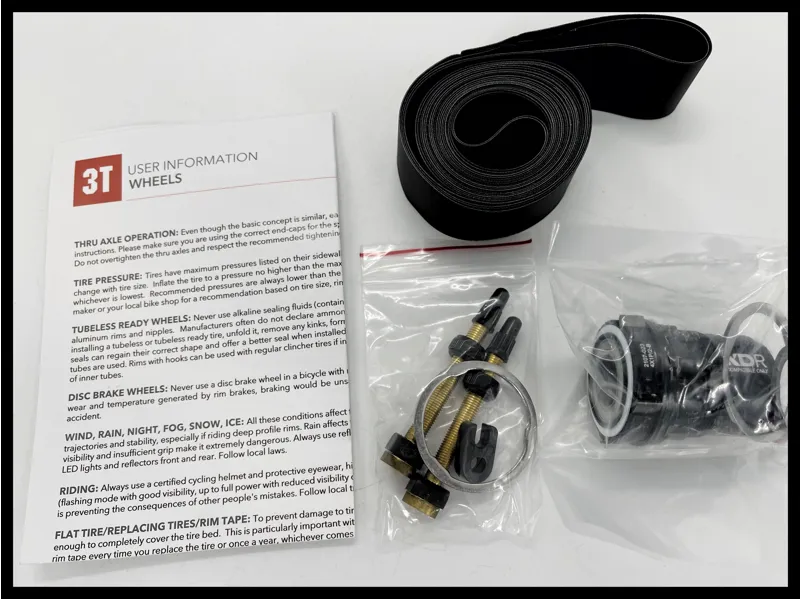 3T Discus Plus i28 Ltd Carbon Gravel Wheelset 584 x 28c  27.5/650b-7