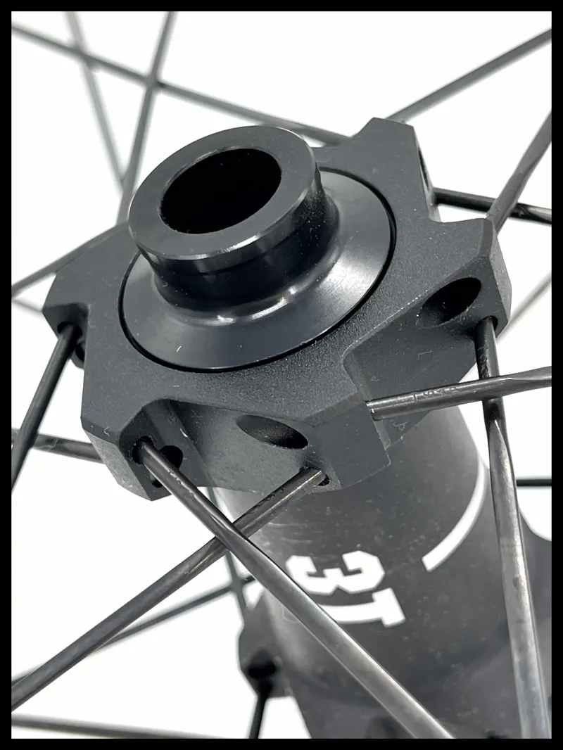 3T Discus 45/32 Ltd LTD Carbon 700c Wheelset-3