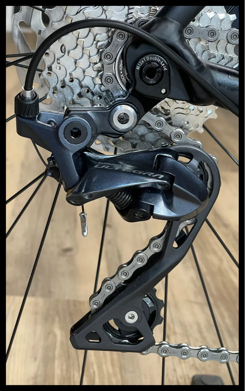 CANNONDALE CAAD13 Ultegra Road Bike 54 cm Matte Black 2024-4