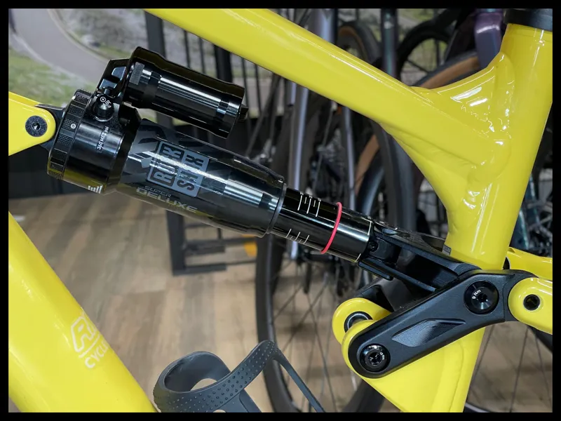 Cannondale Habit LT 2 29er MTB Medium Laguna Yellow 2024 Ex-Demo-8