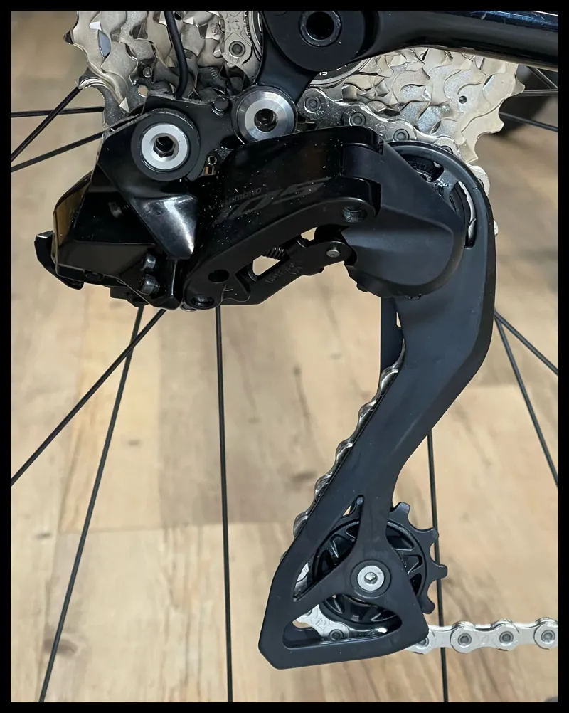 Giant TCR Advanced 1+ Disc-PC Medium Carbon 2024-5