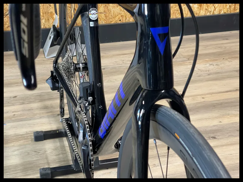 Giant TCR Advanced 1+ Disc-PC Medium Carbon 2024-2