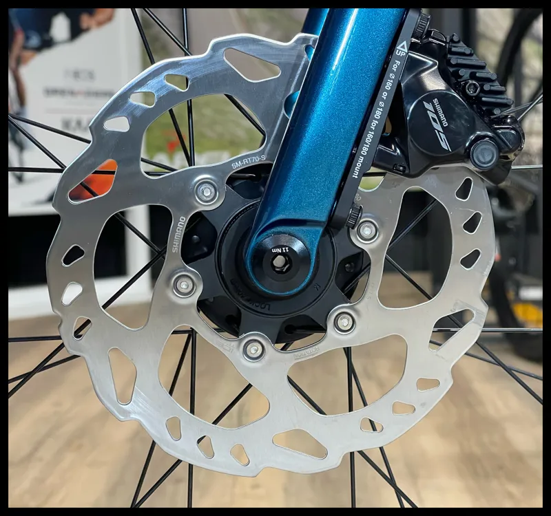 Giant TCR Advanced PRO 2 Medium Sea Sparkle 2024-10