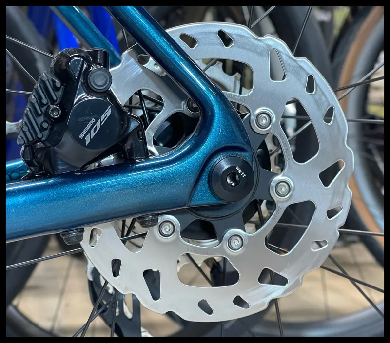 Giant TCR Advanced PRO 2 Medium Sea Sparkle 2024-9