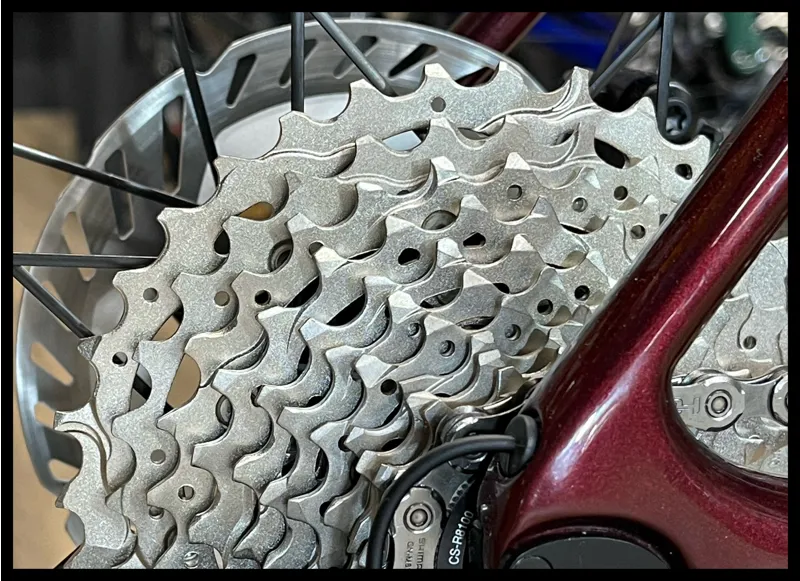 Giant TCR Advanced SL 1 Disc Medium Sangria 2024-4