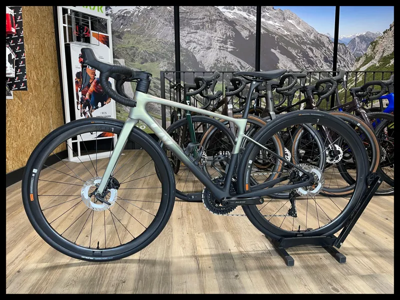 Liv Avail Advanced Pro 1 X-Small Golden Haze 2024-1