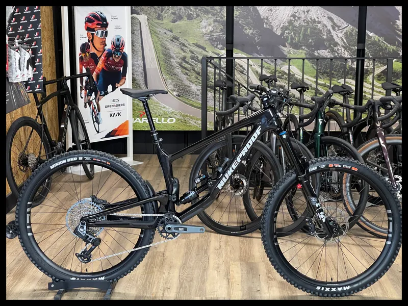 NUKEPROOF GIGA 290 Elite CARBON X-Large Cosmic Black 2024