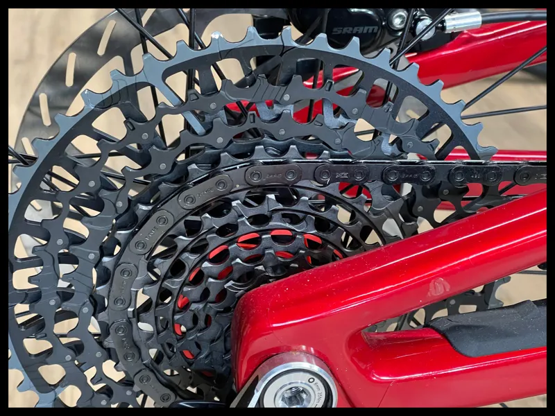 NUKEPROOF GIGA 290 RS CARBON Medium Racing Red 2024-4