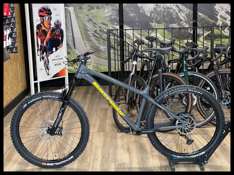 NUKEPROOF SCOUT 275 Comp Large Bullet Grey 2024-1