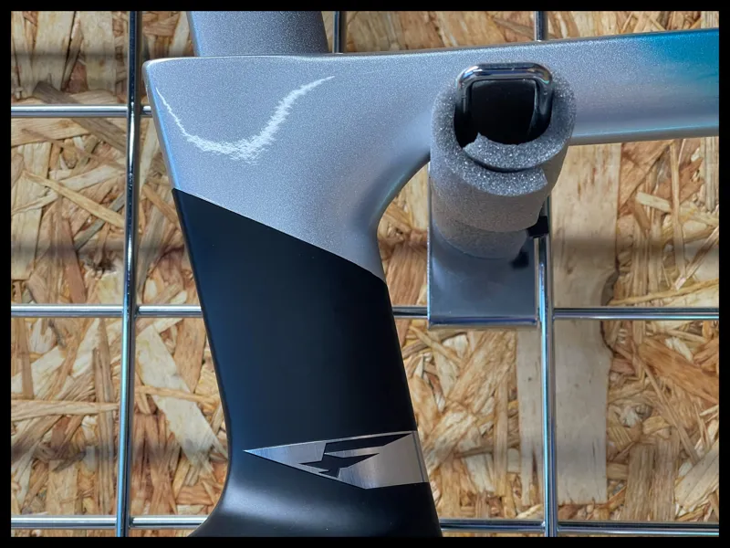 Pinarello Frame Kit Dogma F Disc CE124 53 Nebula GreenSilver-4