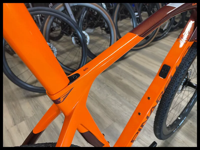 PINARELLO GREVIL F9 53cm SHIMANO GRX 825DI2 STONE ORANGE-4