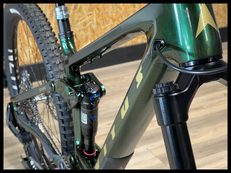 VITUS Escarpe 290 AMP Mountain Bike Medium Racing Green 2024-2