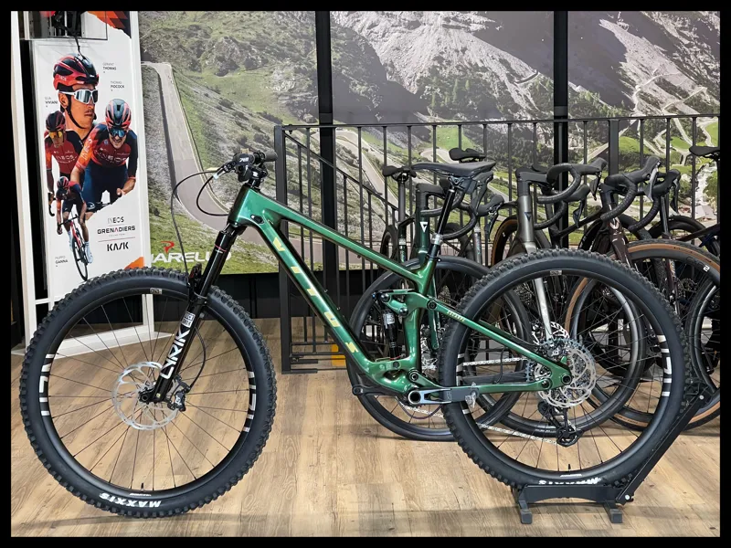 VITUS Escarpe 290 AMP Mountain Bike Medium Racing Green 2024-1