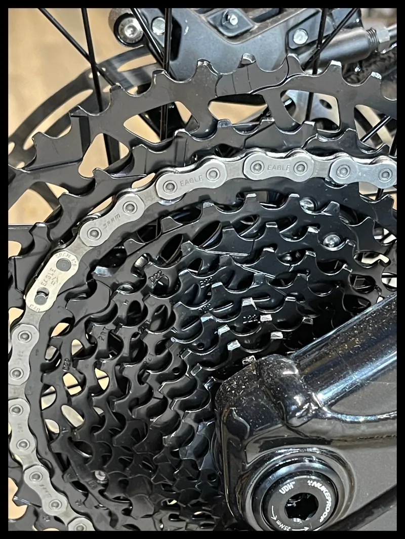 VITUS ESCARPE 290 CR MOUNTAIN BIKE Large Black Quartz 2024-4