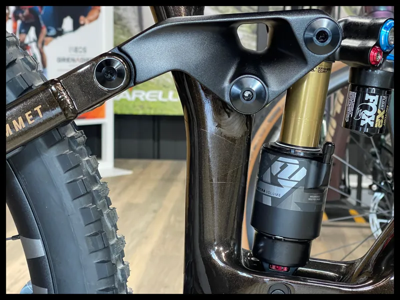 Vitus Sommet 290 CRX Mountain Bike Medium Sparkling Cola 2024-7