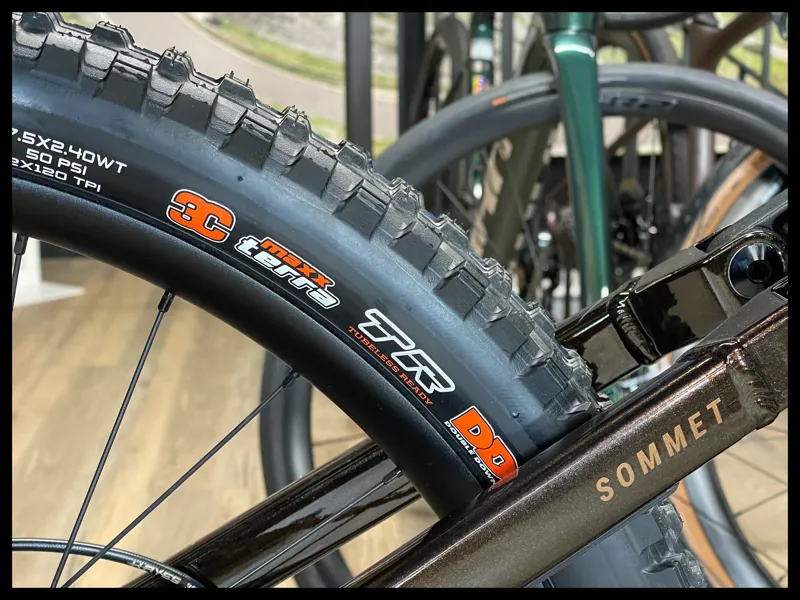 VITUS Sommet 297 CRX Mountain Bike Medium Sparkling Cola 2024-3