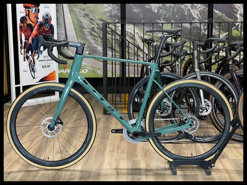 VITUS Venon EVO-RS Rival eTap AXS Aero All-Road Bike XXL Green 2024-1