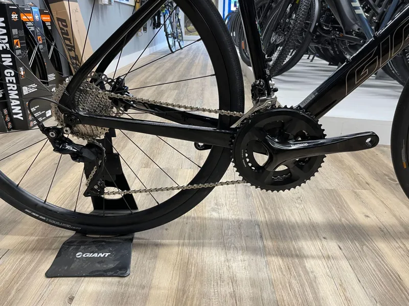 Giant FastRoad Advanced 1 2021 medium 