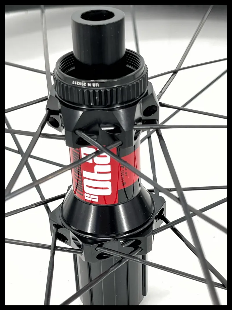 Vel 30 GRSL Carbon Tubeless CL Disc Wheelset 27.5 Shimano FH-6