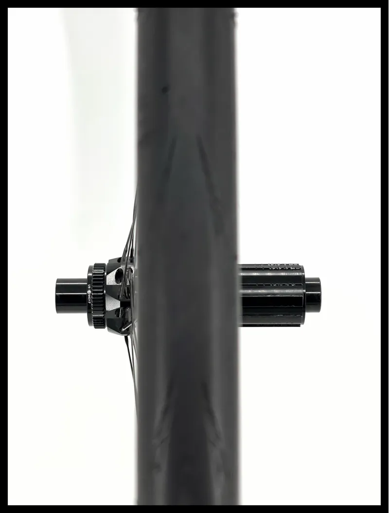 Vel 3850 RSL Carbon Tubeless CL Disc Wheelset Shimano FH-3