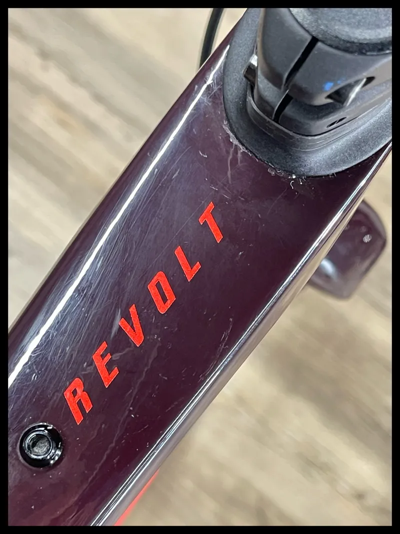 Revolt Advanced Pro 0 Large Dark Red-3