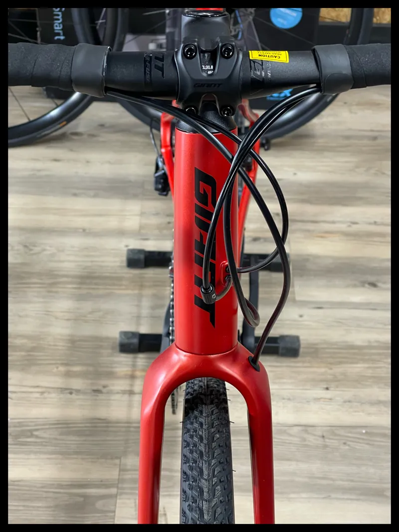 Revolt 1 Large Grenadine Gravel Bike 2022-4