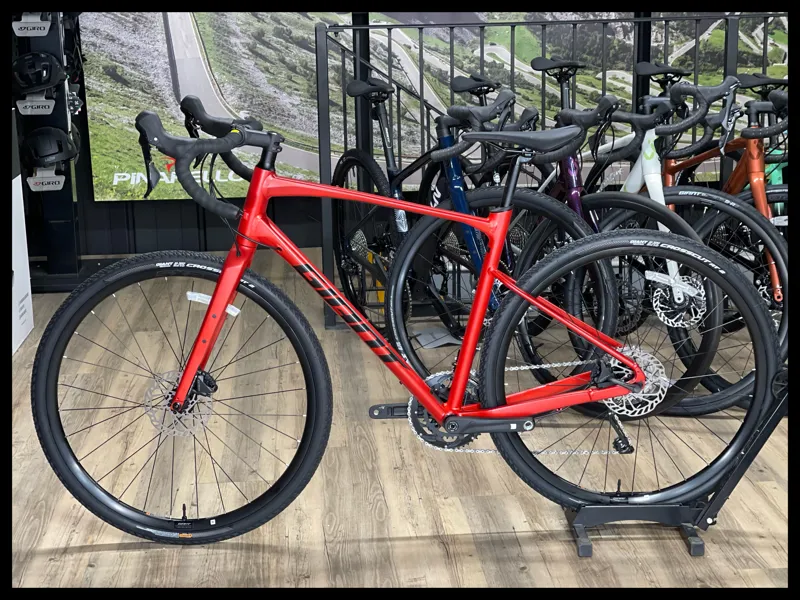 Revolt 1 Large Grenadine Gravel Bike 2022-1