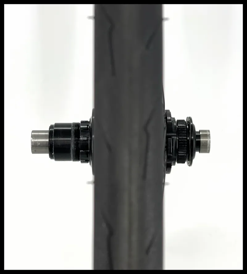 Mavic Cosmic Pro UST Thru Axle CL Disc Wheelset-3