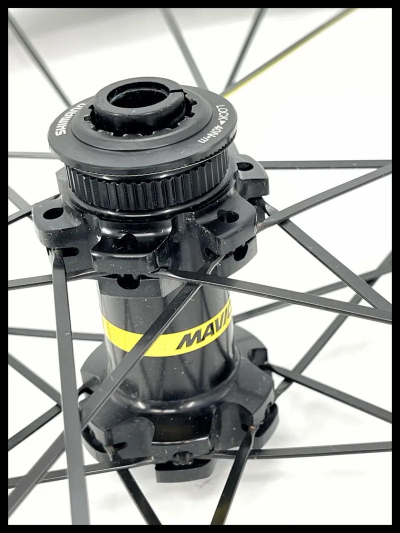Mavic Cosmic Pro UST Thru Axle CL Disc Wheelset-6