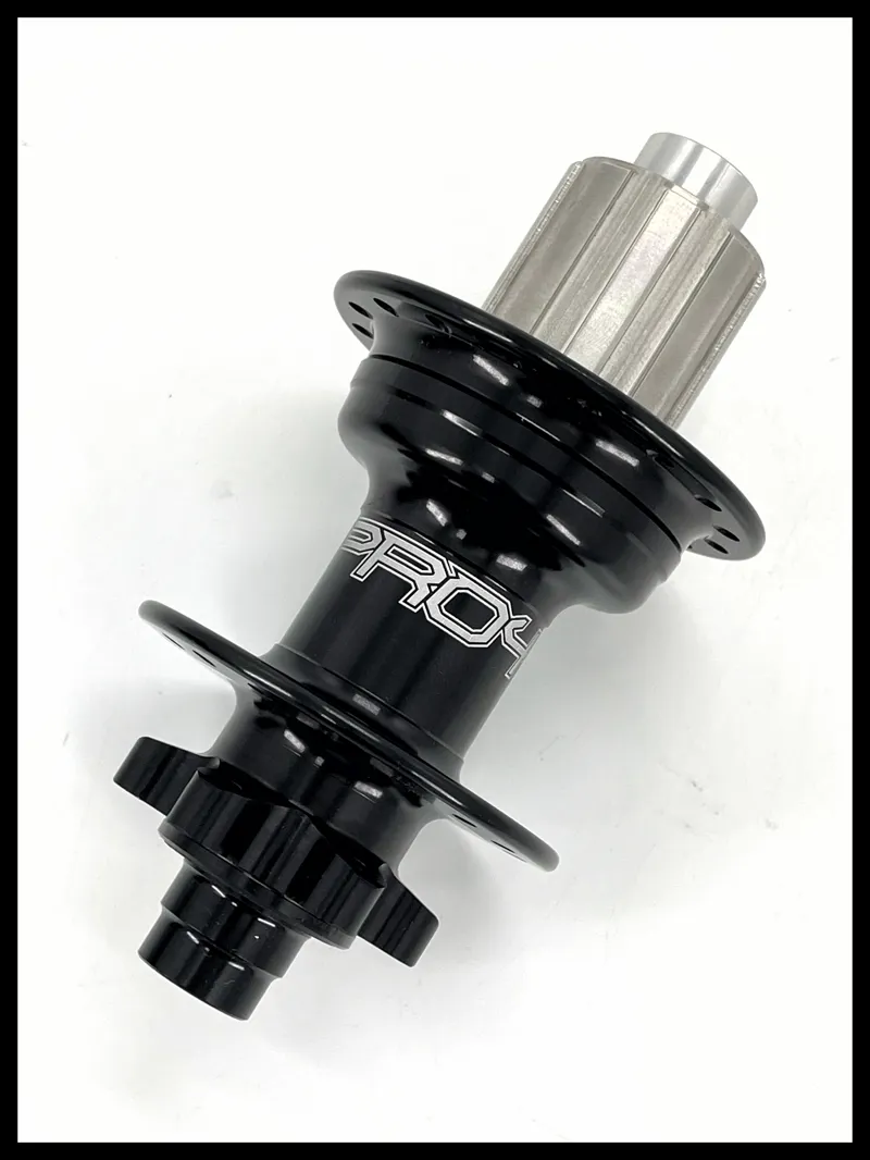 DH 4 Pro 142x12mm Rear Steel Freehub Shimano-1