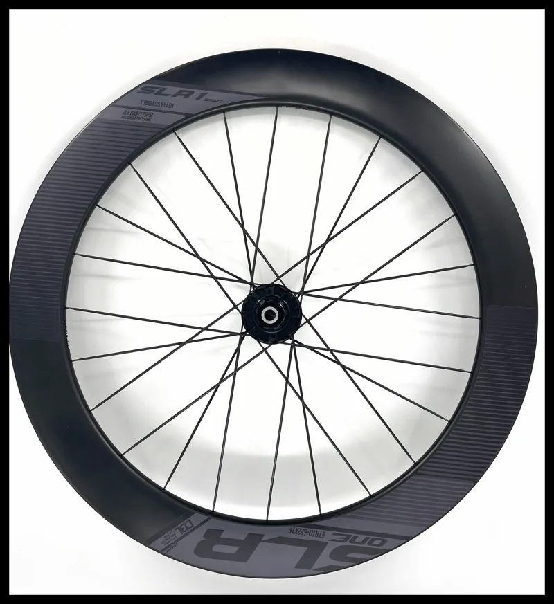 Giant SLR One 65mm Disc Brake CL Carbon Wheelset.-2