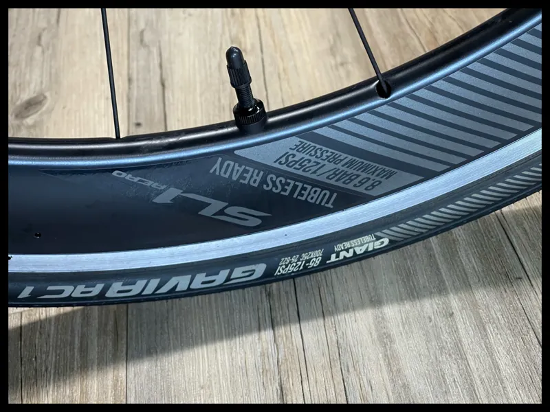 Giant Propel 0 Medium Ultegra Di2 11 sp Rim Brake Neon Yellow 2019-9