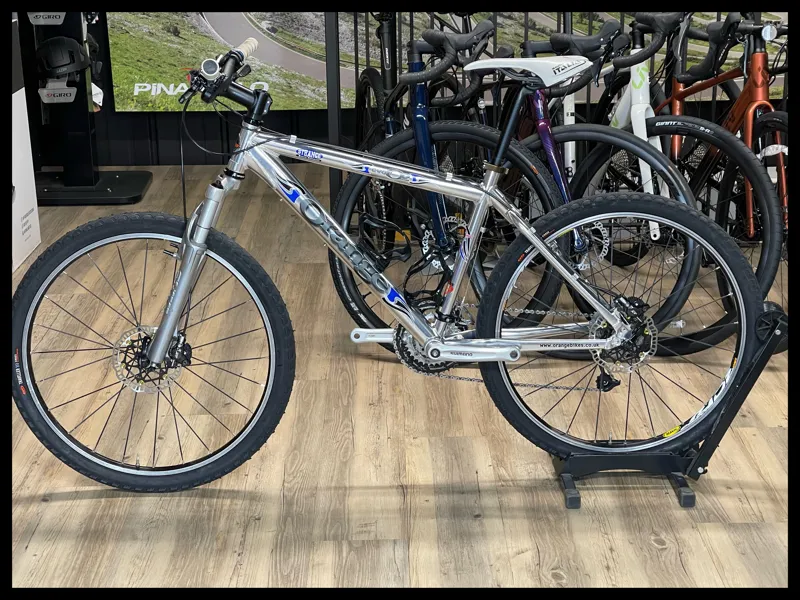 ORANGE EVO 02 STRANGE 2002 26er Chrome 17 in-1