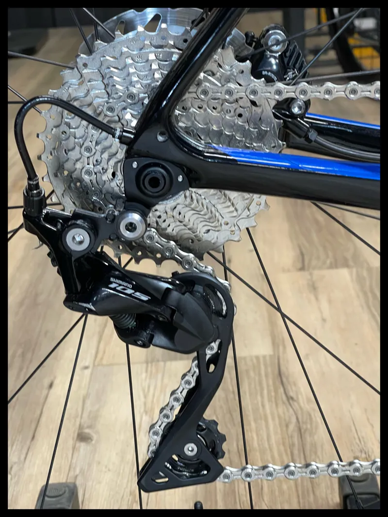 Giant Defy Advanced Pro 3 Large Carbon 2022-4