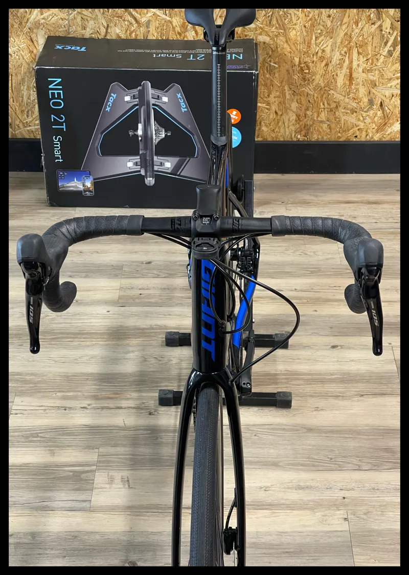 Giant Defy Advanced Pro 3 Large Carbon 2022-3