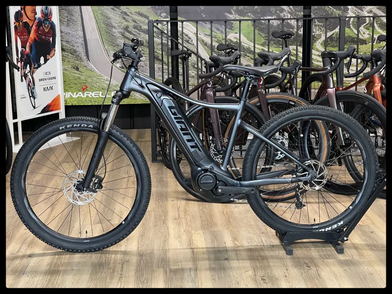 Giant Talon E+ Sport 25km/h Medium Graphite 2022-1