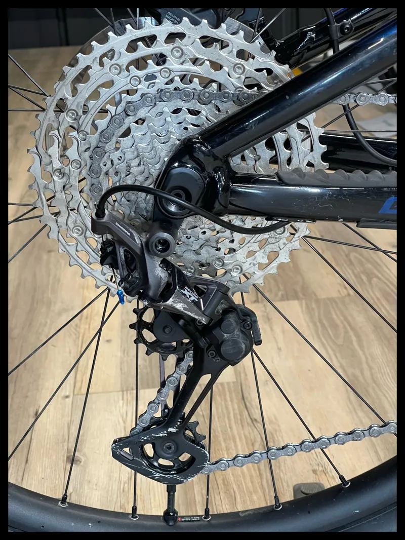 Trance X E+ 2 Pro 29er 25km/h Medium Chameleon Neptune-4