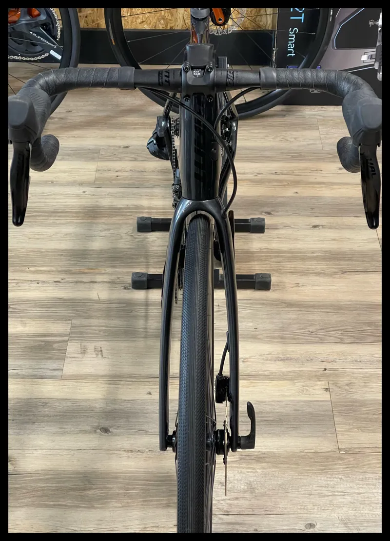 Giant Defy Advanced Pro 2-AX Medium Black Chrome 2022-3