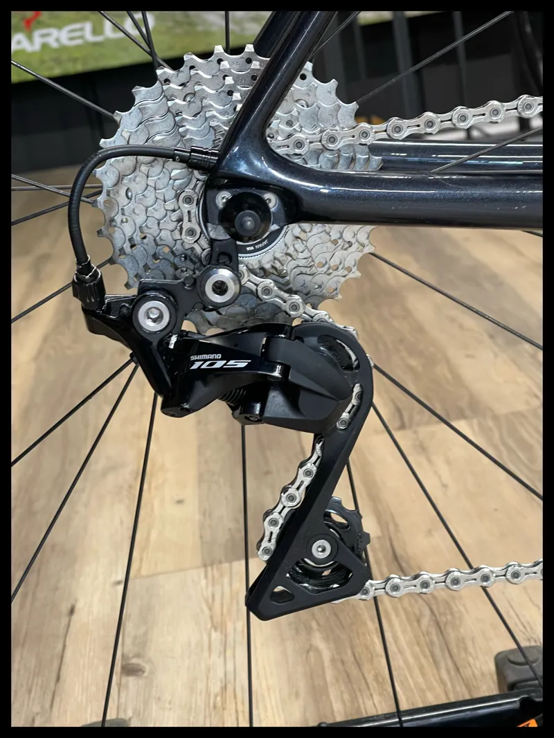 Giant TCR Advanced 2 Medium Cold Iron Road Bike 2022-4