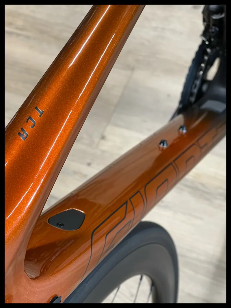 TCR Advanced Pro 0 Disc-Ui2 Small Amber Glow Road Bike 2022-2