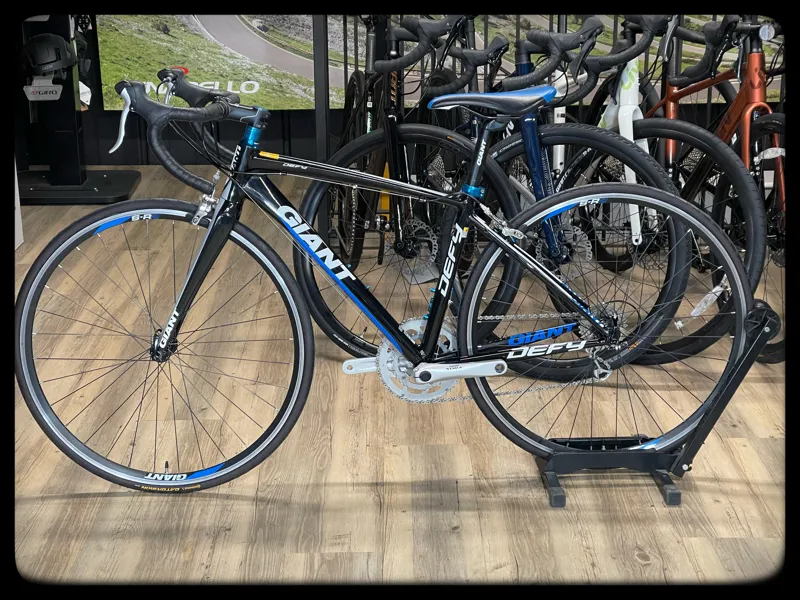 Defy 2 Compact X-Small Black 2011 Road Bike Sora-9