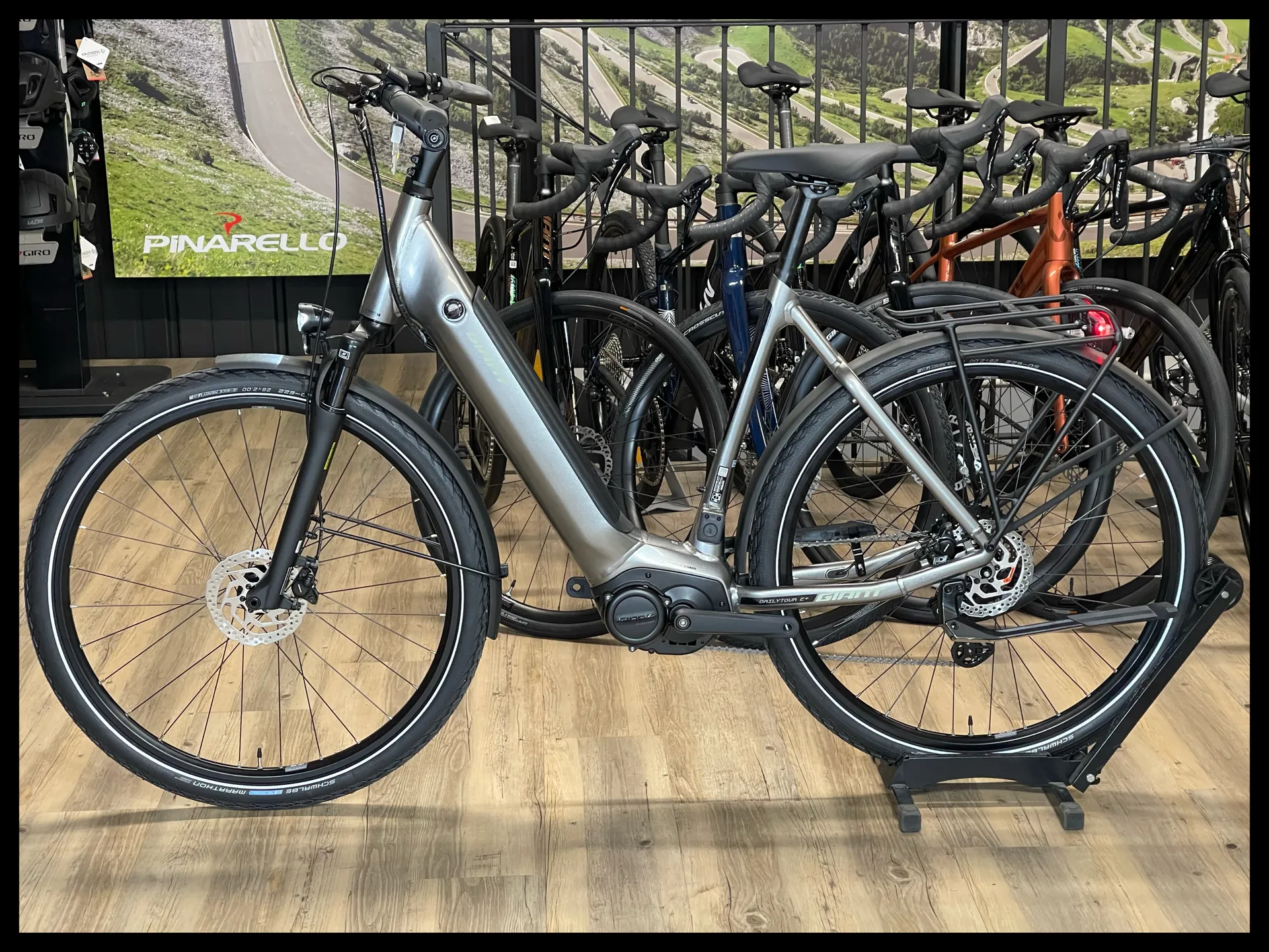 giant-dailytour-e-2d-lds-d-25km-h-large-space-grey-2022