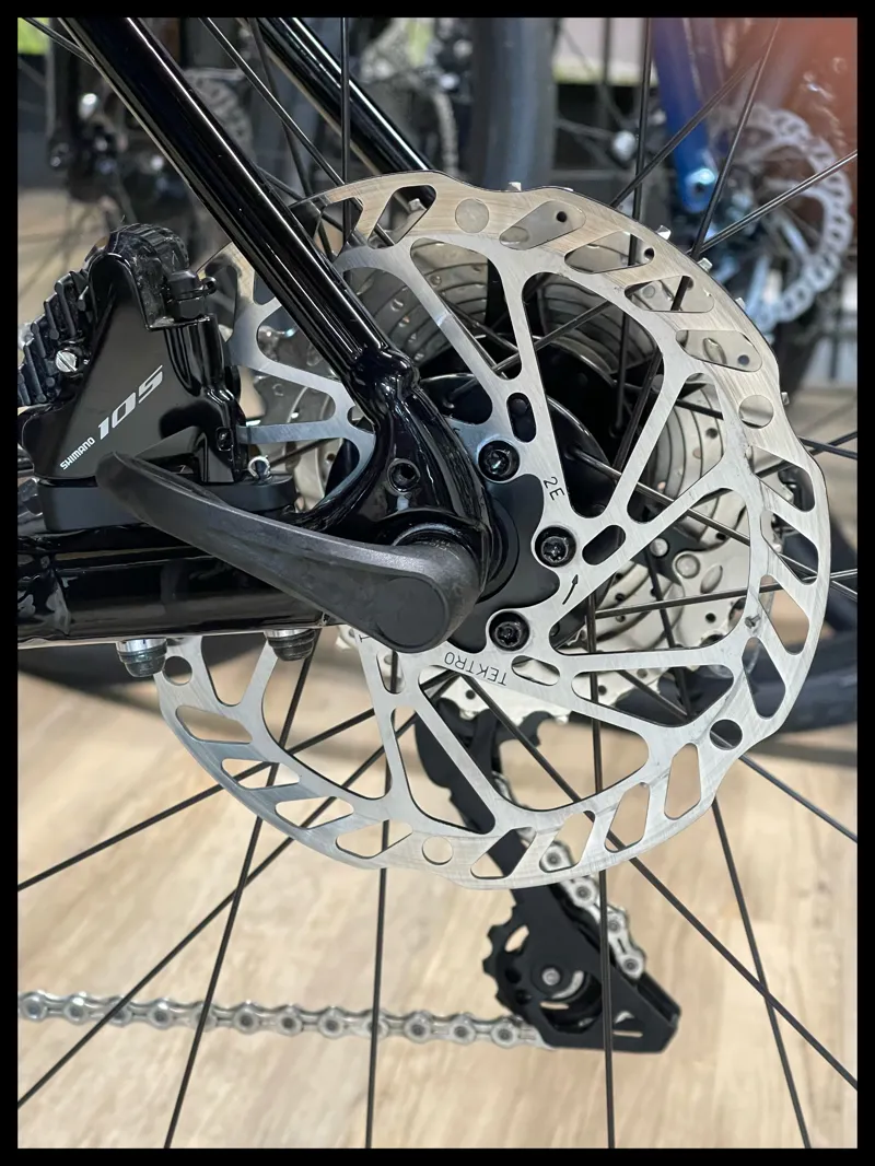 Giant Contend AR 1 Medium-Large  Black-8