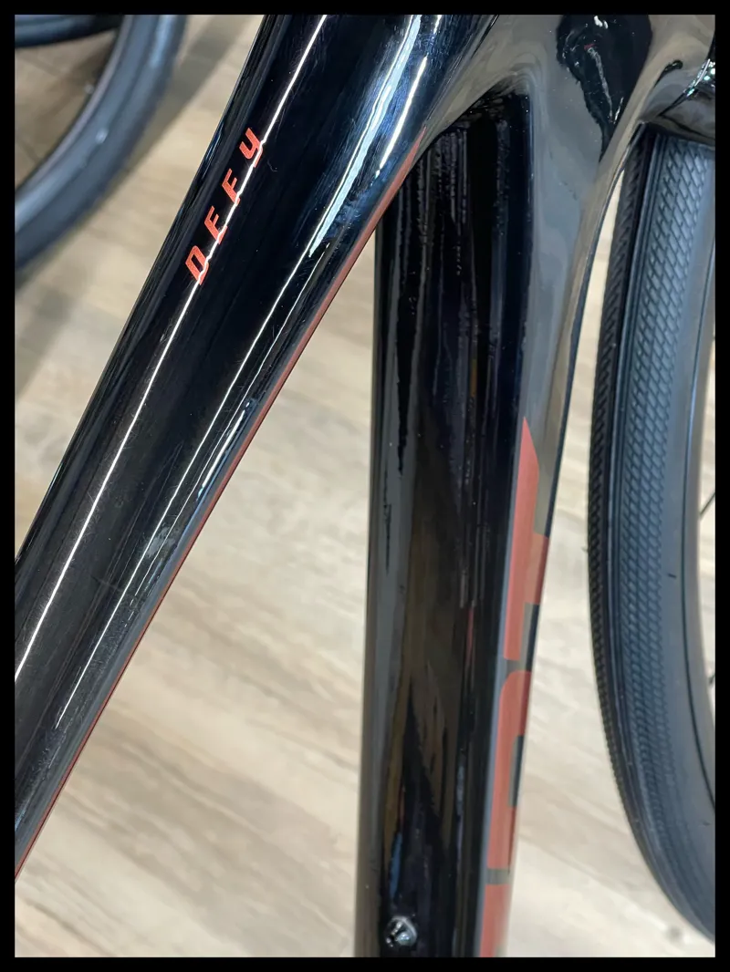 Defy Advanced 0 Small Carbon/Terracotta 2022-2