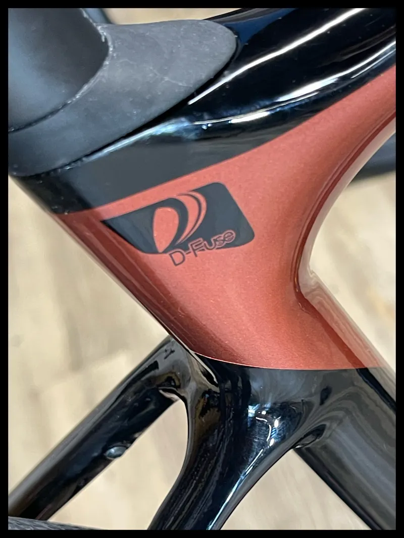 Defy Advanced 0 Small Carbon/Terracotta 2022-5