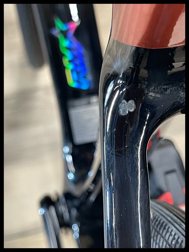 Defy Advanced 0 Small Carbon/Terracotta 2022-11