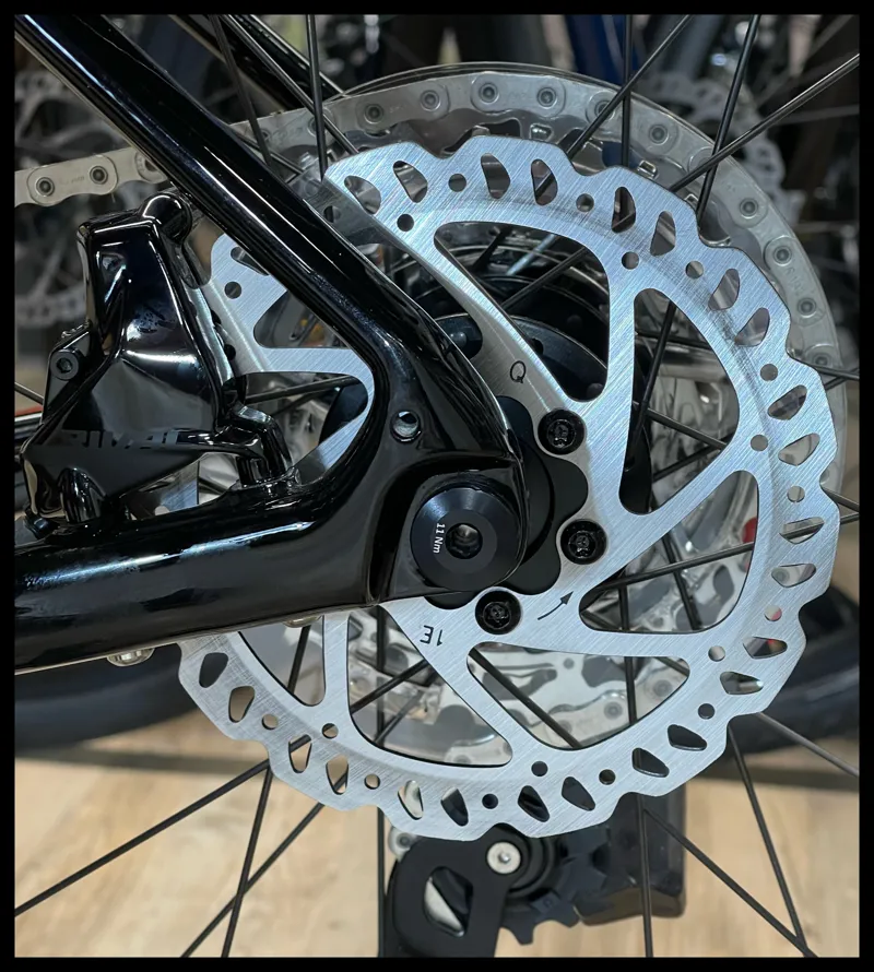 Defy Advanced 0 Small Carbon/Terracotta 2022-9